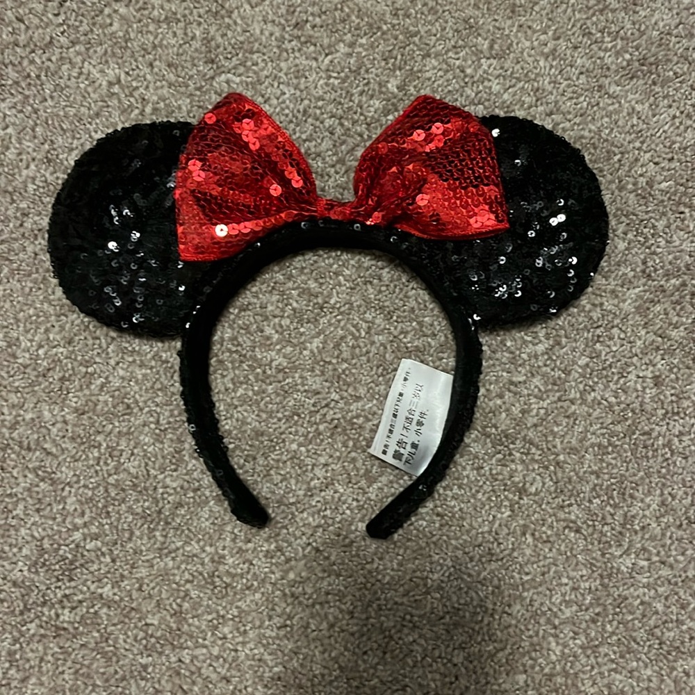 Disney Minnie sequin ears